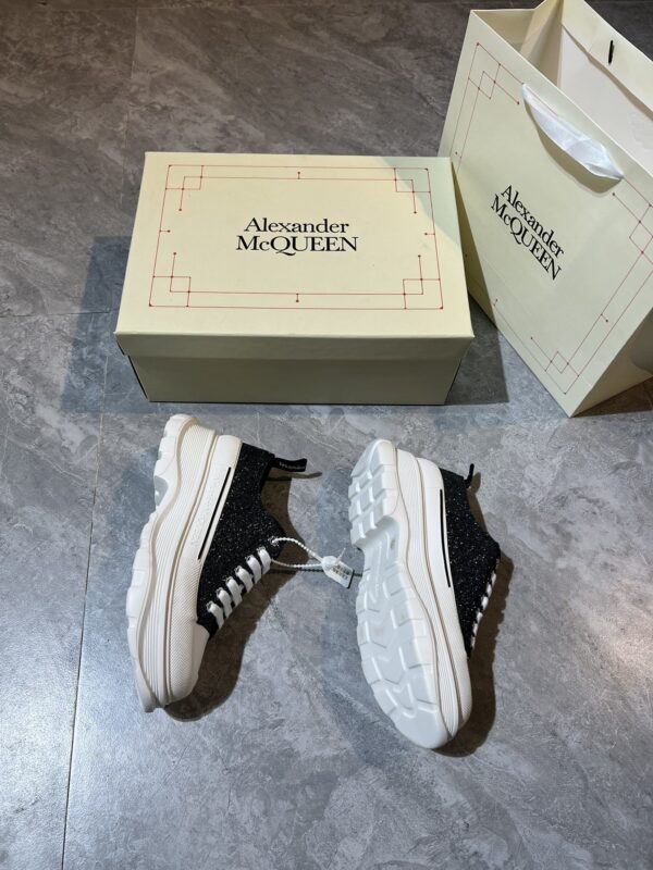 Alexander MQ 49.99$ code 343-6215-R - Image 7