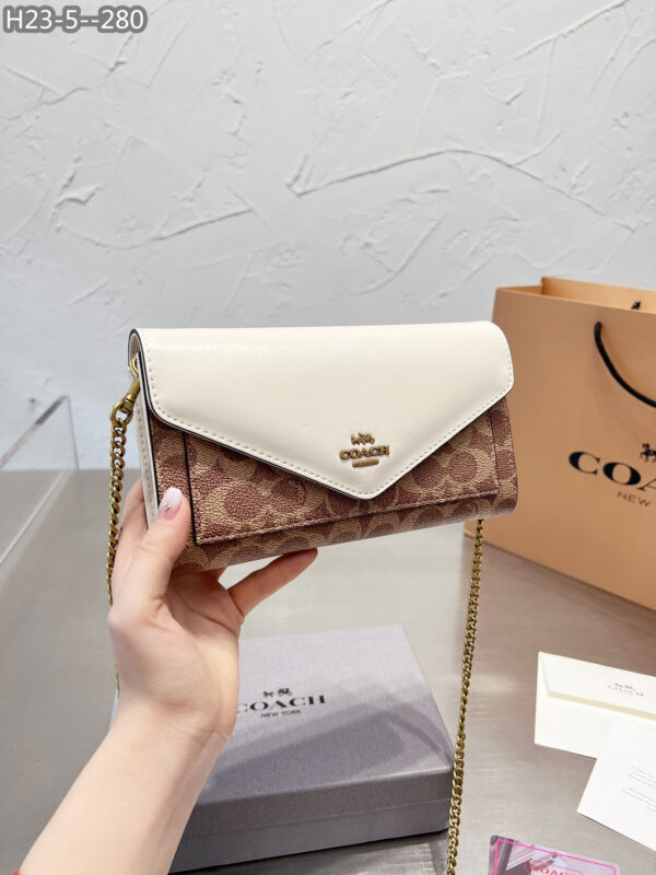 COACH 48.66$ code 306-6621-R