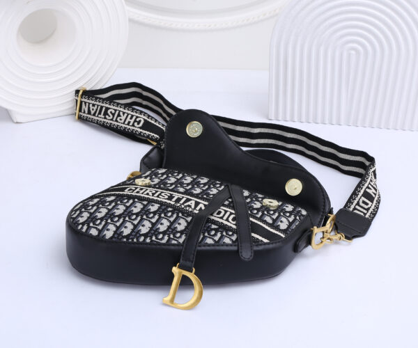 1028-255￥ - Image 7