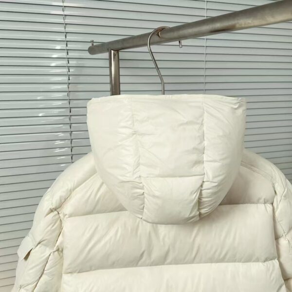 MONCLER 92.96$ CODE 420-7275-R - Image 4