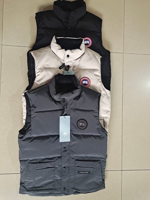 Canada Goose 62.58$ code 420-7269-R - Image 6