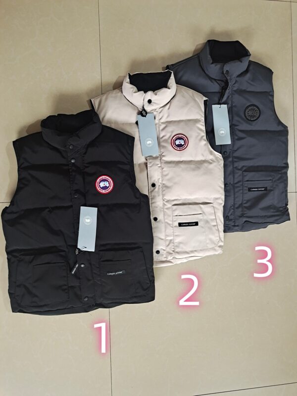 Canada Goose 62.58$ code 420-7269-R - Image 7