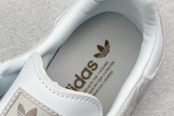 adidas 52.79$ code 351-7259-R