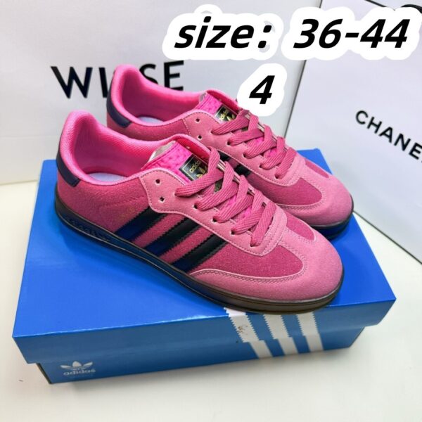ADIDAS 27.99$ code 421-7246-R