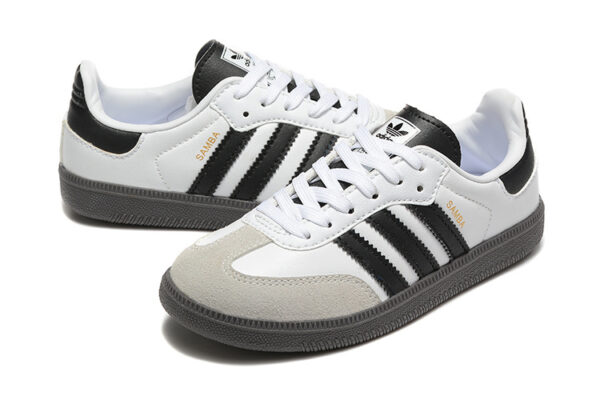 adidas 30.75$ code 551-7233-R - Image 5