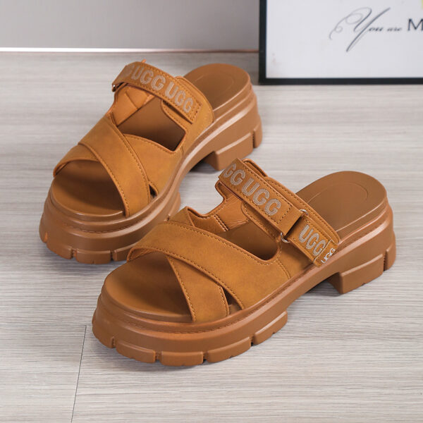 E1123-28.57$UGG - Image 11
