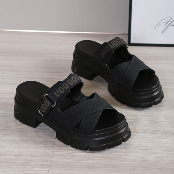 E1123-28.57$UGG - Image 12