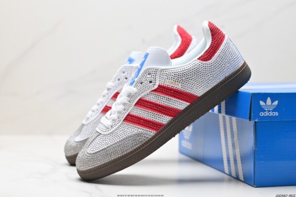 adidas 61.76$ code 351-7225-R - Image 7
