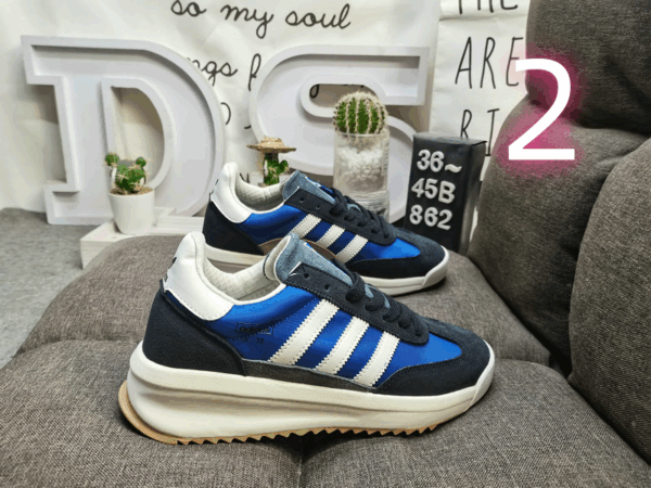 adidas 53.61$ code 351-7224-R - Image 8