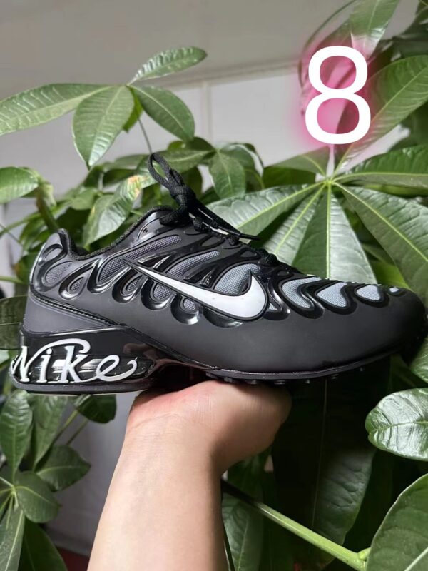 nike 53.61$ code 351-7223-R