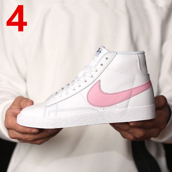 E1127-44.11$ Nike