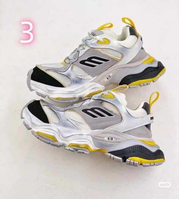 BALENCIAGA 65.85$ code 244-7221-R - Image 12