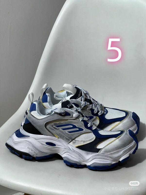 BALENCIAGA 65.85$ code 244-7221-R - Image 7