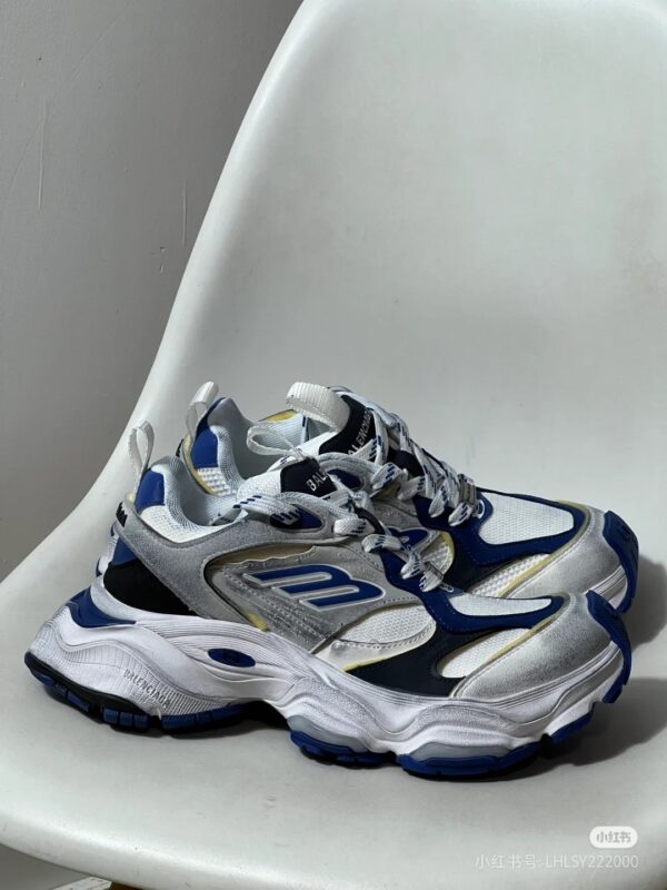 BALENCIAGA 65.85$ code 244-7221-R - Image 8