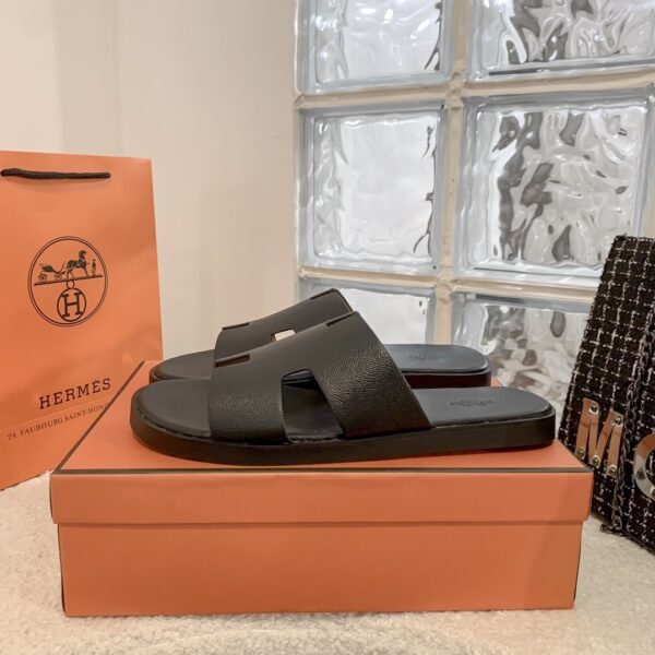 E1304- 39.99$Hermes - Image 3
