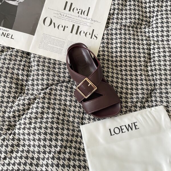 LOEWE 47.66$ code 449-7536-R - Image 6