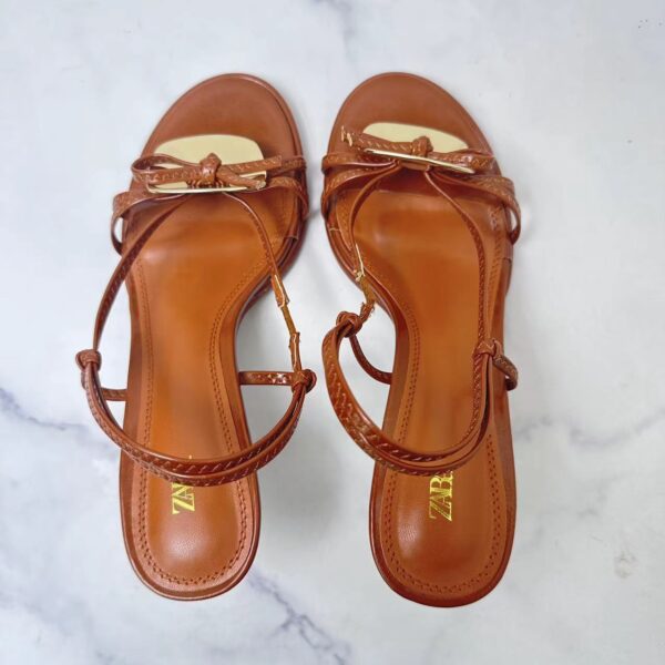 ZA 26.99$ code 546-7196-R - Image 12