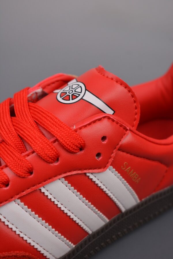 adidas 49.99$ code 351-7190-R - Image 3