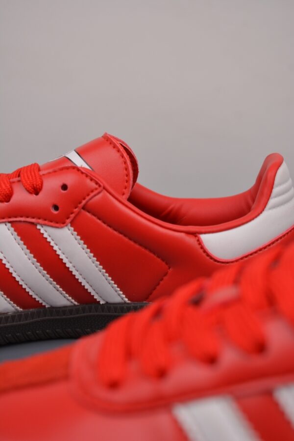 adidas 49.99$ code 351-7190-R - Image 4