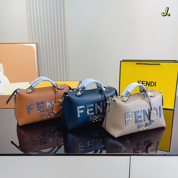 FENDI 56.86$ CODE 306-7189-R - Image 11