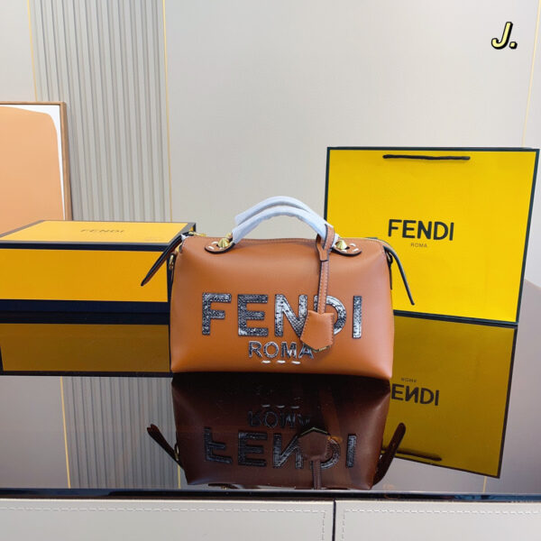 FENDI 56.86$ CODE 306-7189-R - Image 12
