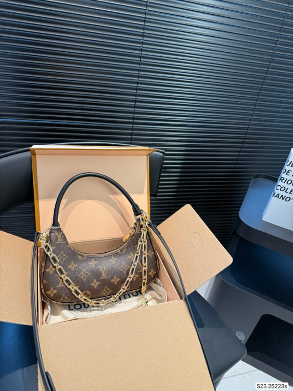 LV 69.99$ code 306-7598-R - Image 9