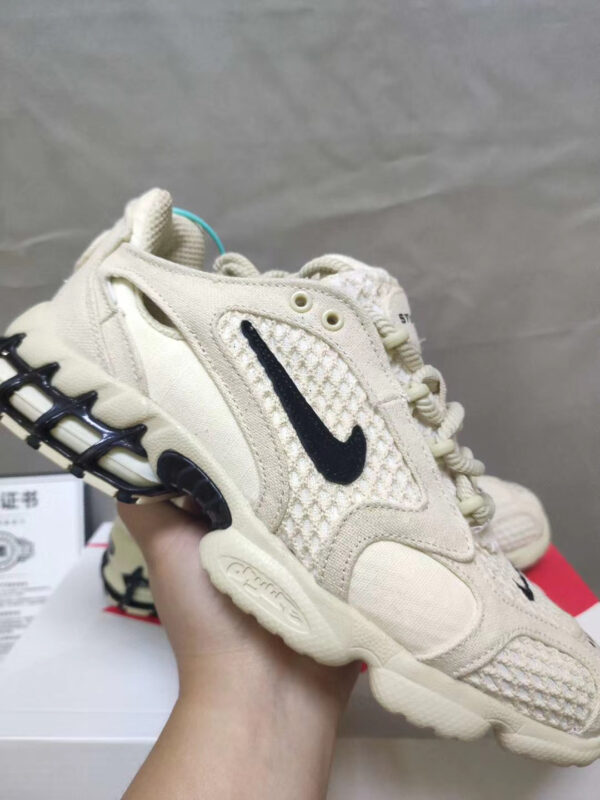 E1319-42.89$NIKE - Image 12