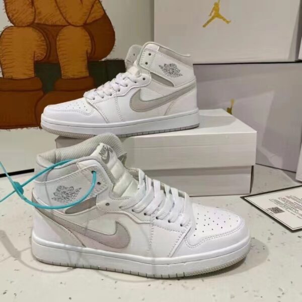 E1322-31.35$ NIKE - Image 12