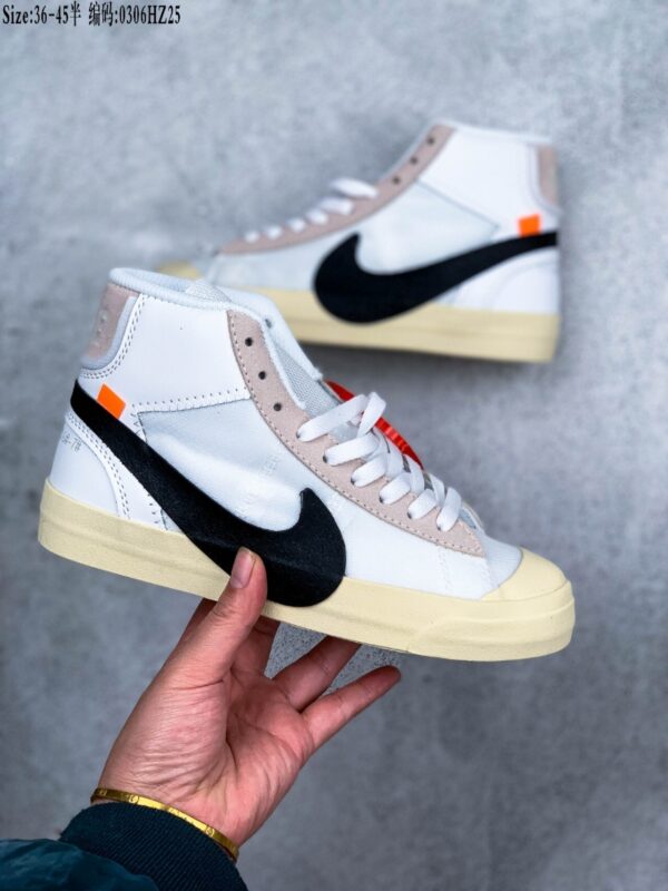 E1334-42.22$NIKE - Image 8