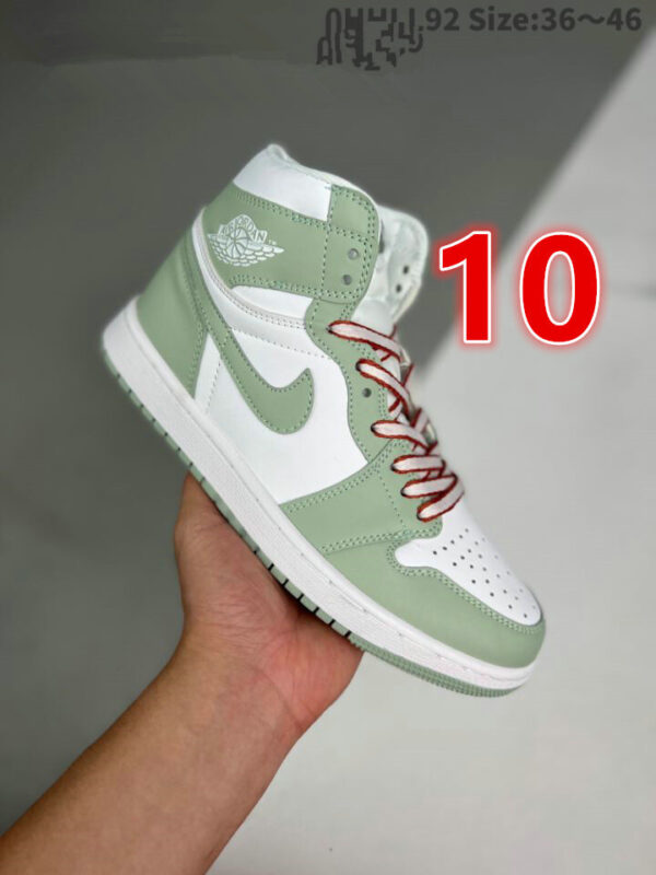 E1347-47.99$ NIke Air Jordan 1 - Image 11
