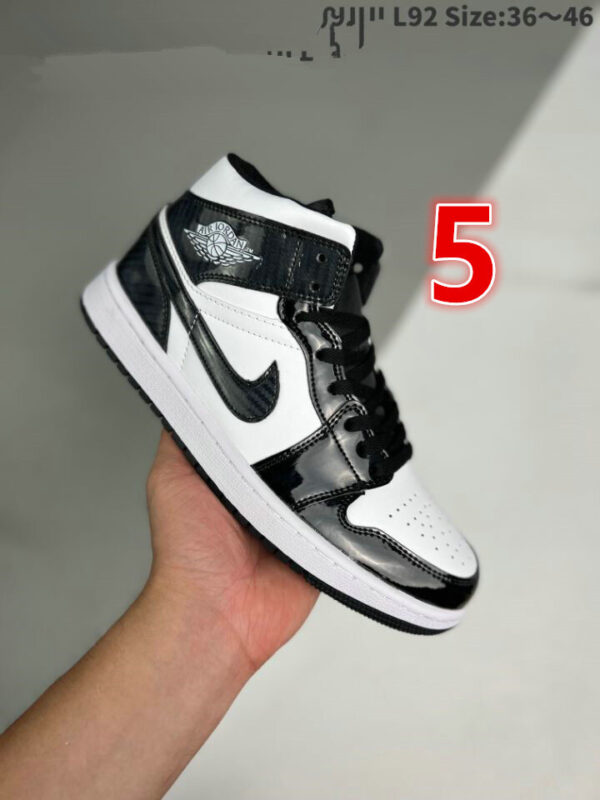 E1347-47.99$ NIke Air Jordan 1 - Image 6