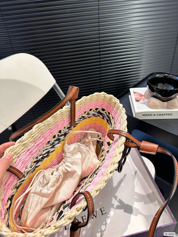 LOEWE 41.99$ code 306-7103-R - Image 8