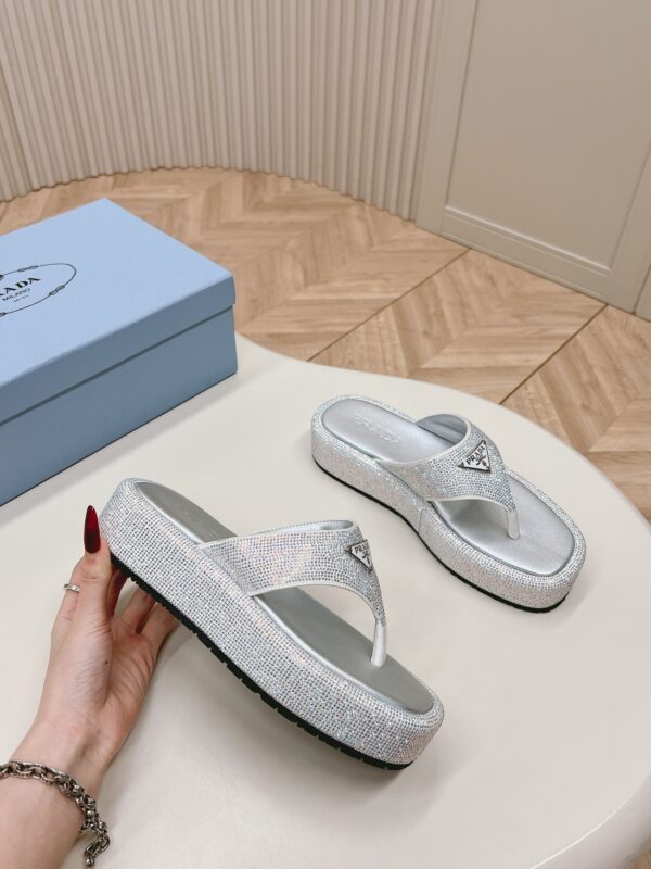 Prada 124.99$ code 531-7042-R - Image 10