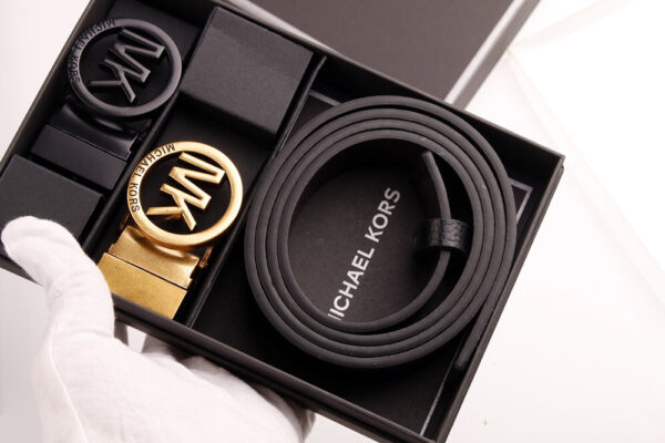 MK 25.99$ code 454-7041-R