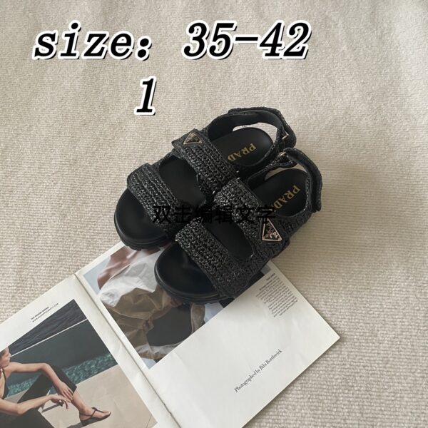 PRADA 61.66$ code 449-7529-R
