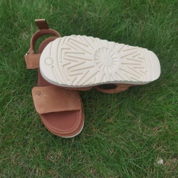 65.66$ UGG CODE 525-6963-R - Image 3