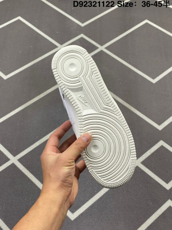 nike 63.12$ code 351-7528-R - Image 6