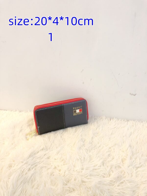 TOMMY 19.99$ code 404-6710-R - Image 3