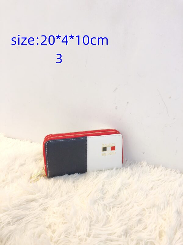 TOMMY 19.99$ code 404-6710-R - Image 5