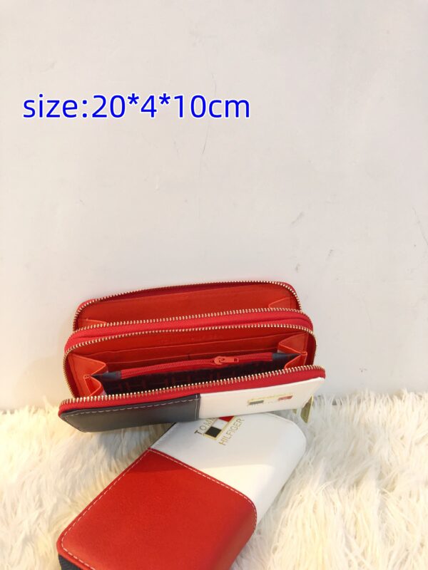 TOMMY 19.99$ code 404-6710-R - Image 9