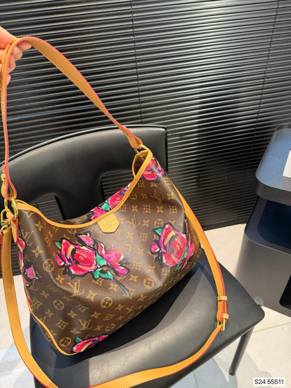 LV 71.66$ code 306-7597-R - Image 8