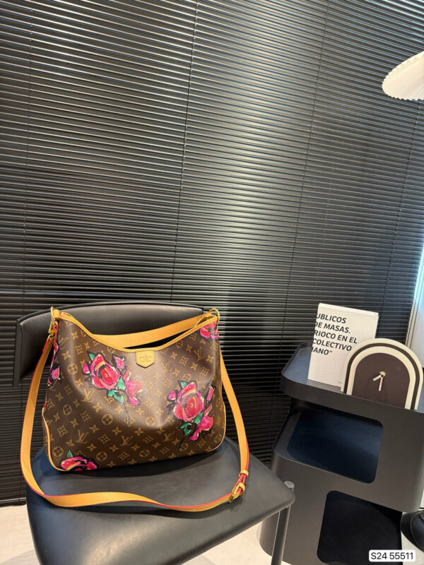 LV 71.66$ code 306-7597-R - Image 9