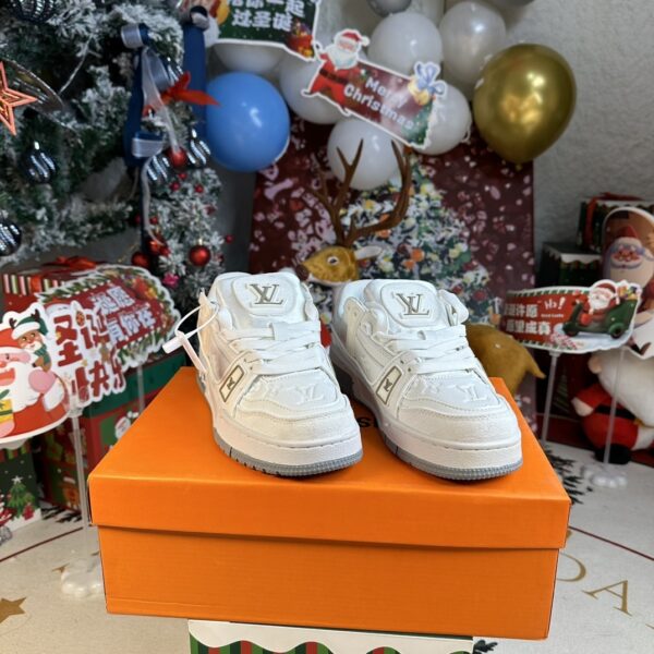 LV 42.99$ code 477-6932-R - Image 12