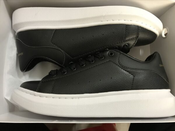 DBE mcqueen new color 49.99usd CODE 343-2900-R - Image 3