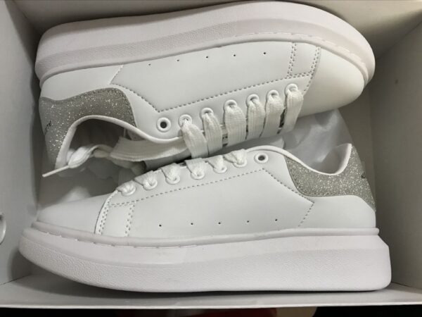 DBE mcqueen new color 49.99usd CODE 343-2900-R - Image 5