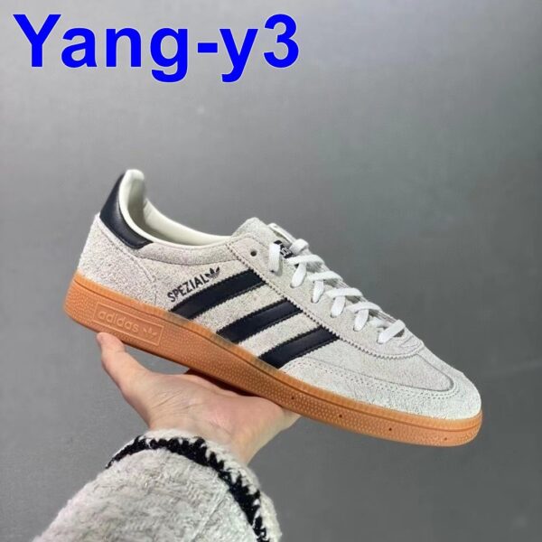 adidas 49.99$ code 351-7015-R - Image 7