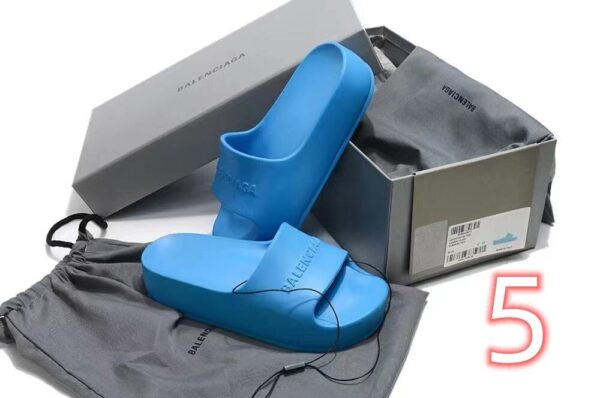 51.79$ balenciaga code 351-6971-R - Image 9