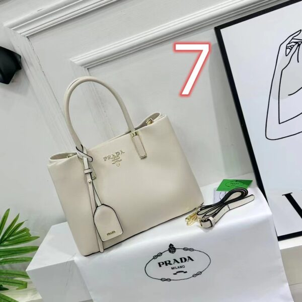 46.89$ PRADA code 404-6952-R - Image 2
