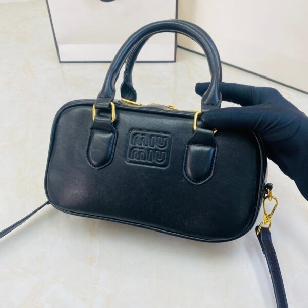 MIUMIU 39.99$ code 492-6943-R - Image 2