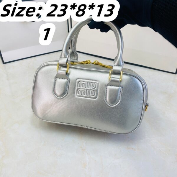 MIUMIU 39.99$ code 492-6943-R - Image 8